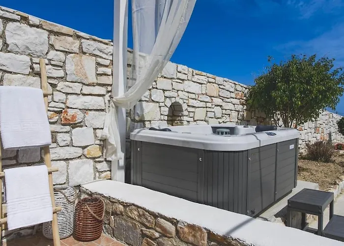 Irini's Earth House With Jacuzzi *