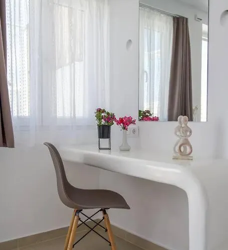 Irini's Earth House With Jacuzzi 아파트 *